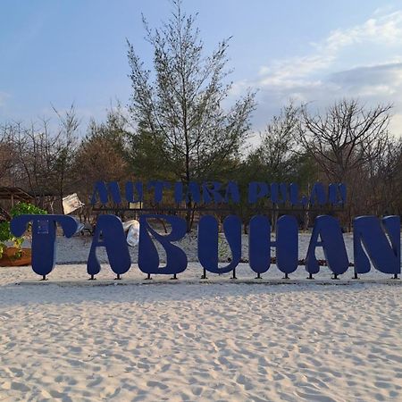 Tropical Paradiso Homestay Banyuwangi  Luaran gambar